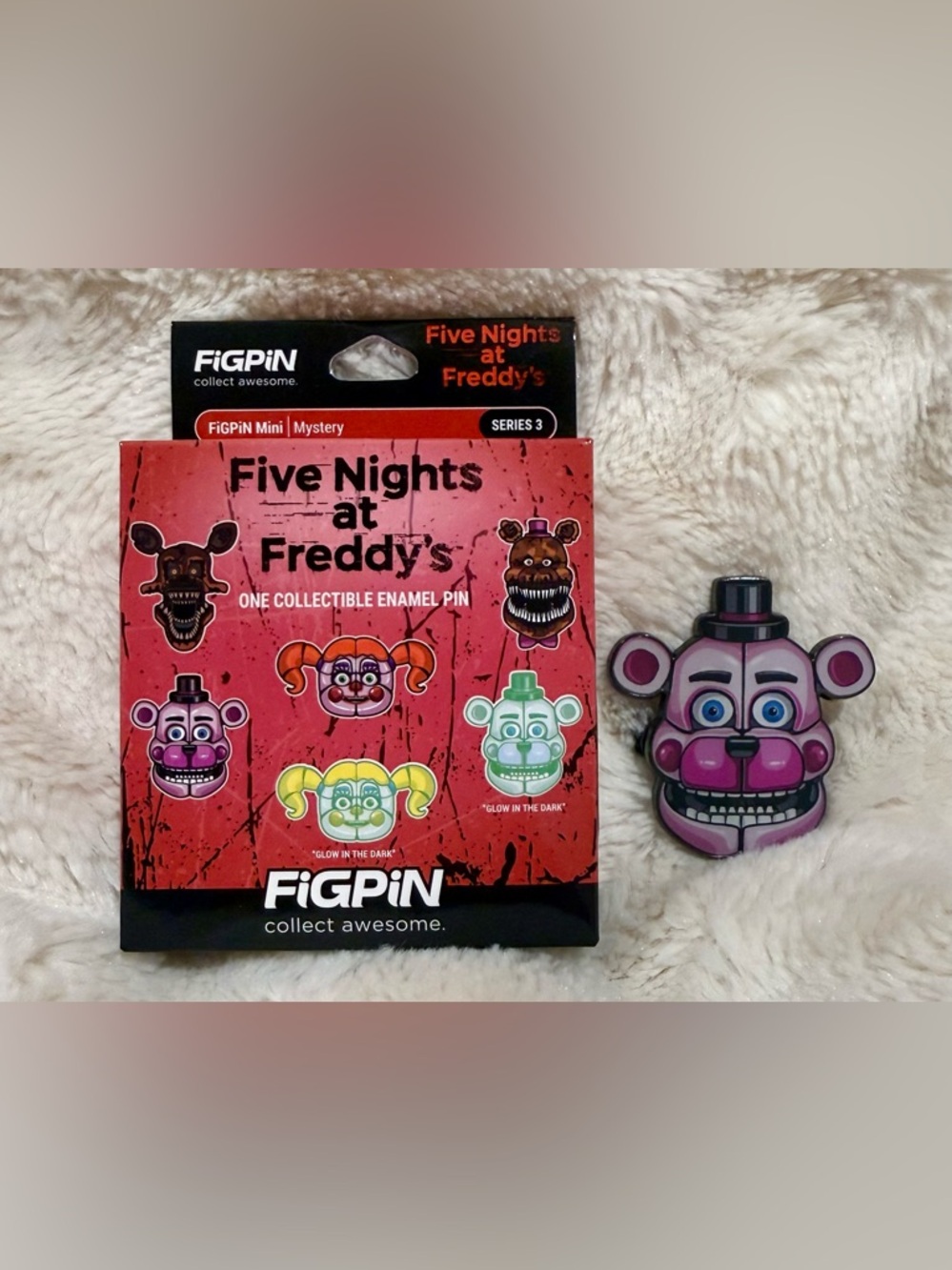 Common FiGPiN Five Nights At Freddy's Blind Box Enamel Pin